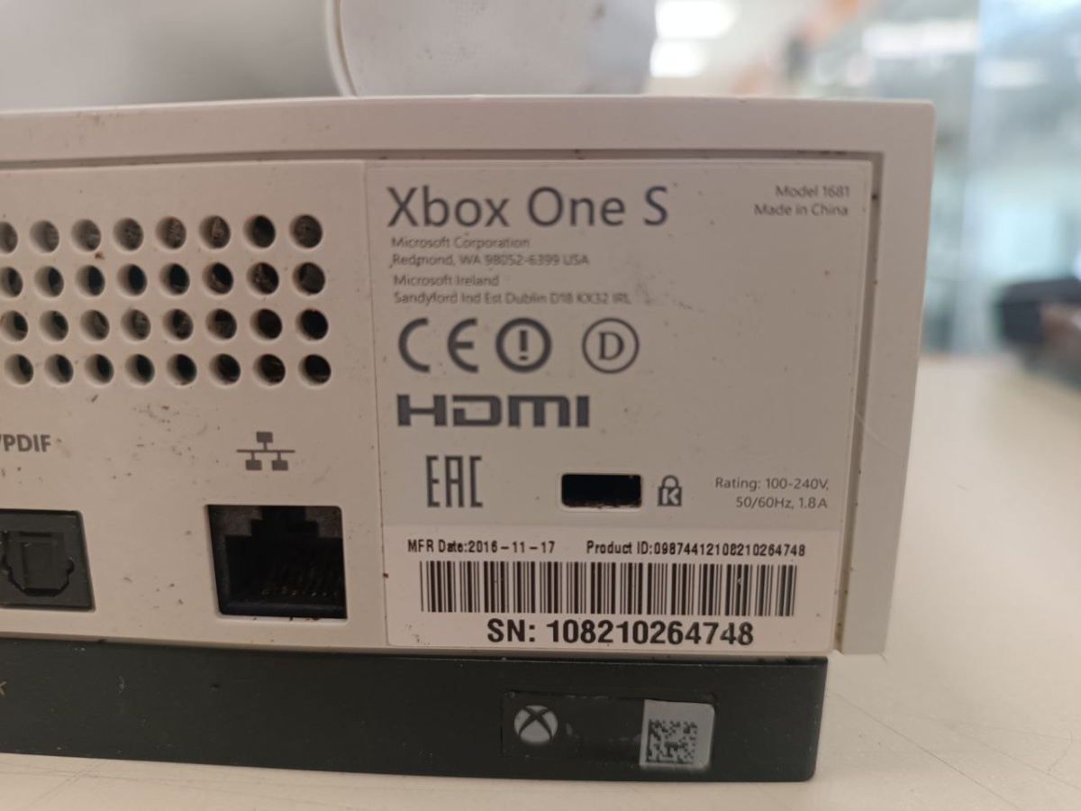 Игровая приставка Xbox One S 500Gb