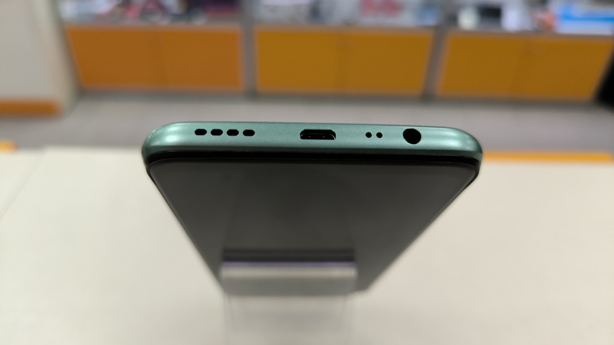 Смартфон Realme C11 2/32