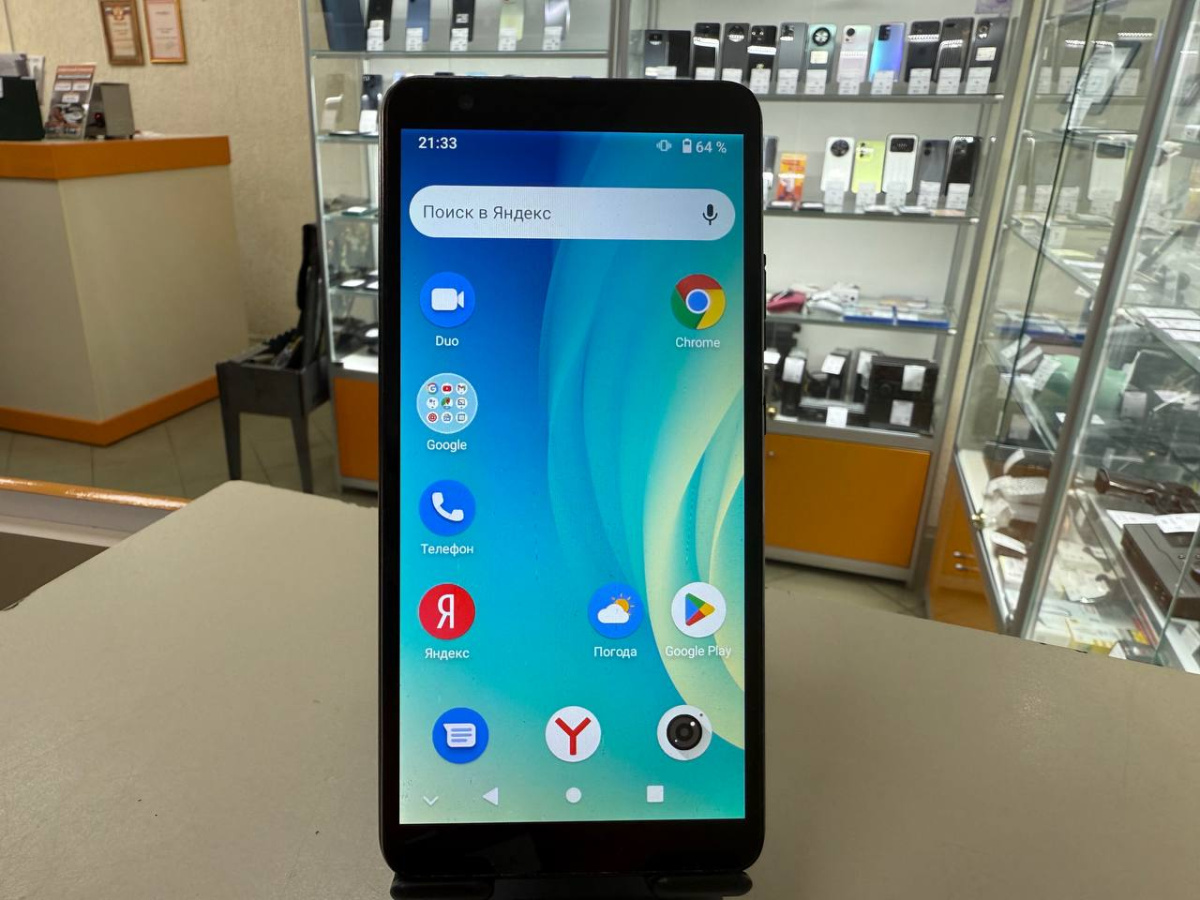 Смартфон ZTE Blade L210