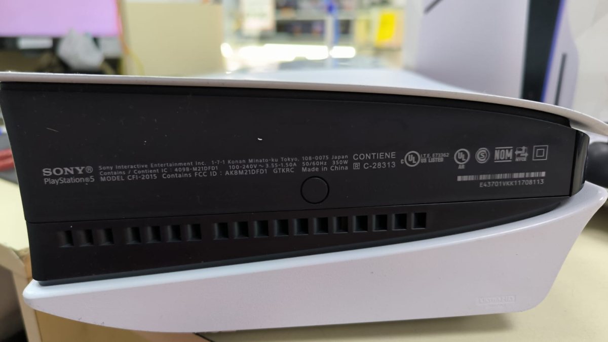 Игровая приставка PlayStation 5 Slim 1TB (С дисководом)