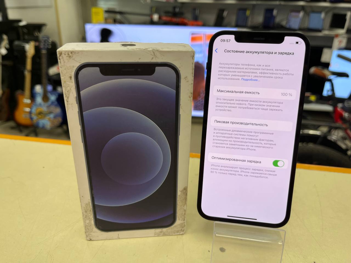 Смартфон Apple iPhone 12 128Gb
