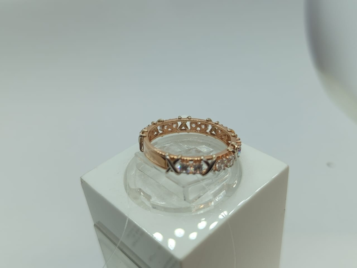 КОЛЬЦО С КАМНЯМИ (Au 585)