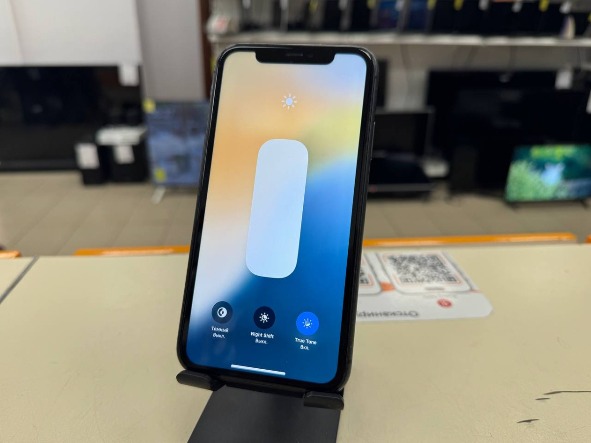 Смартфон Apple iPhone 11 128Gb