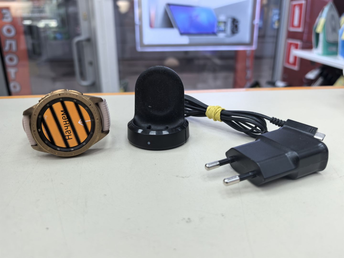 Смарт-часы Samsung Galaxy Watch SM-R810