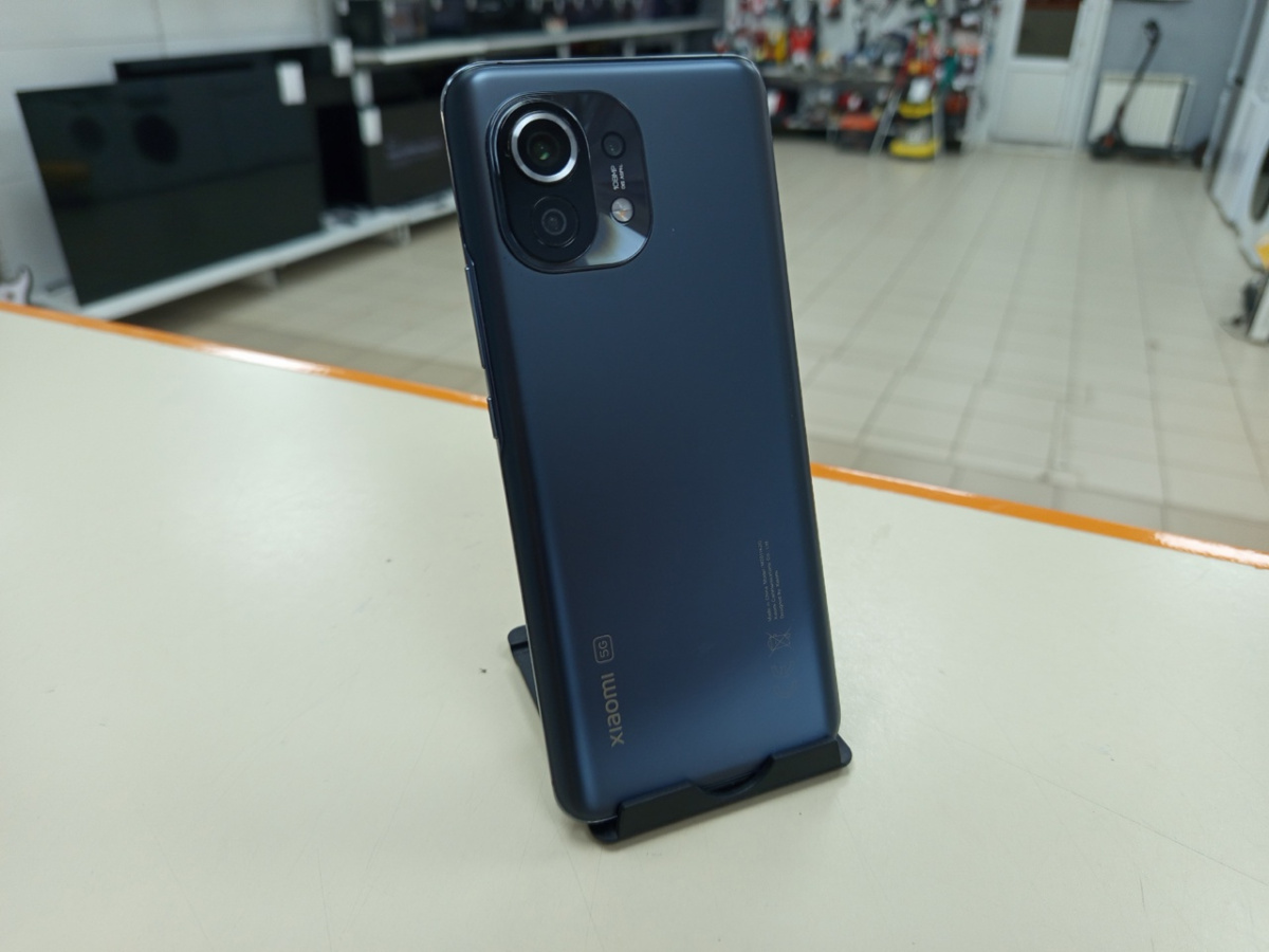 Смартфон Xiaomi Mi 11 5G 8/256GB