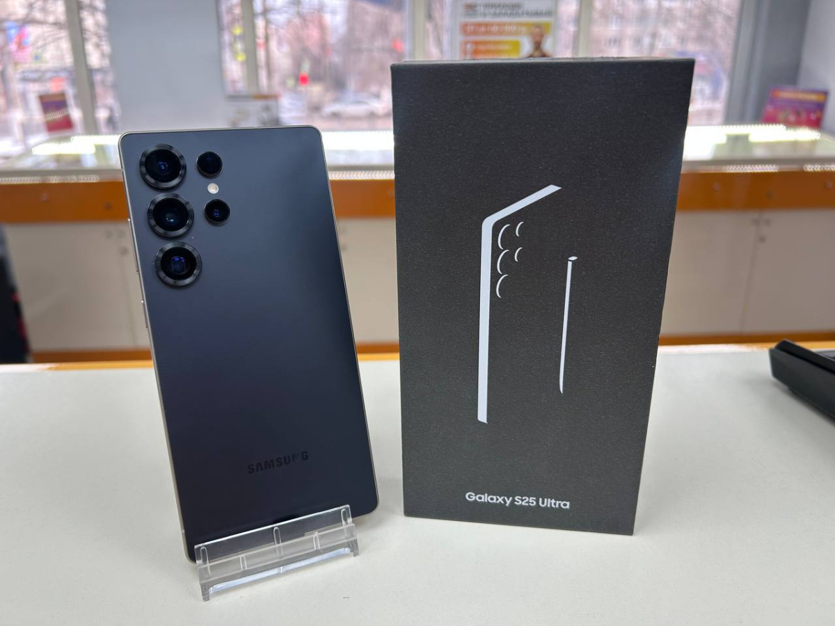 Смартфон Samsung Galaxy S25 Ultra 12/512