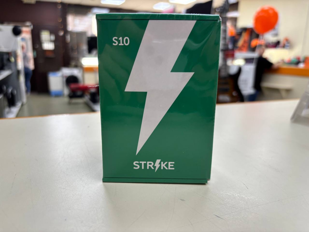 Мобильный телефон Strike S10