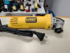 Угловая шлифмашина Dewalt 