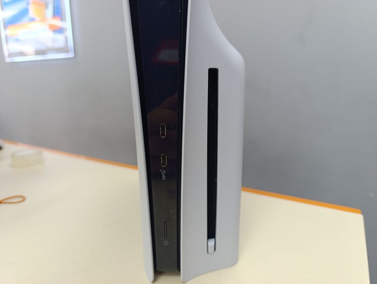 Игровая приставка PlayStation 5 Slim 1TB (С дисководом)