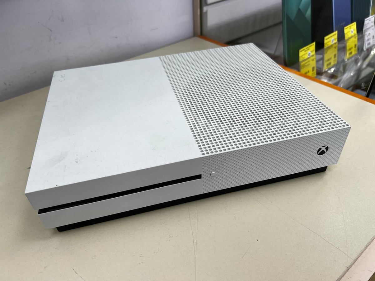 Игровая приставка Xbox One S 500Gb