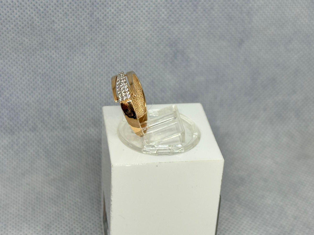 КОЛЬЦО С КАМНЯМИ (Au 585)