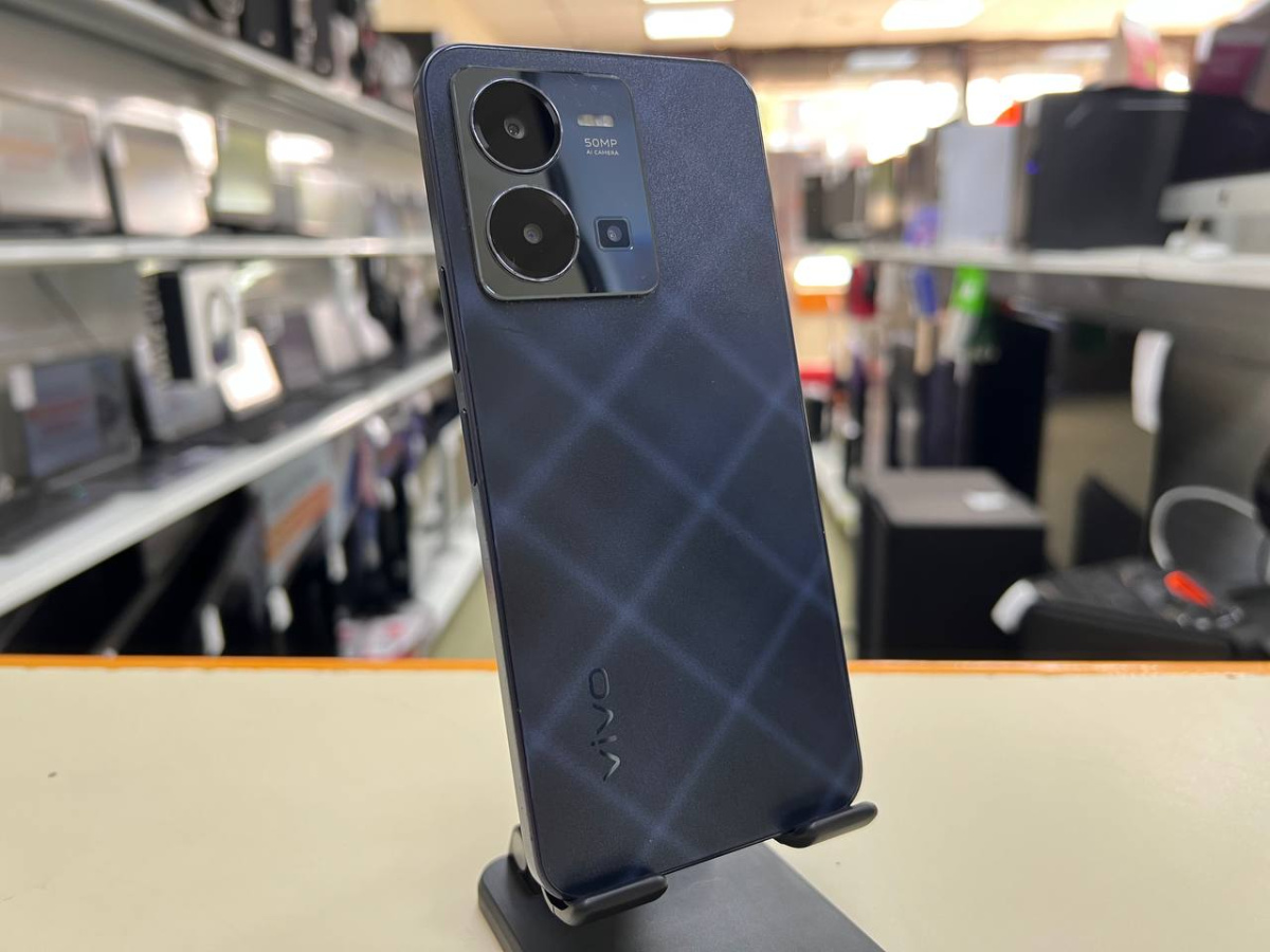 Смартфон Vivo Y35 4/128