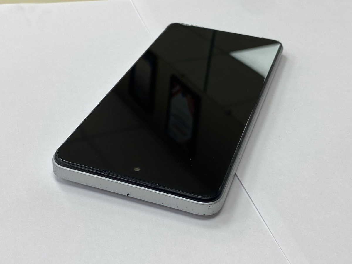 Смартфон Infinix HOT 30 4/128