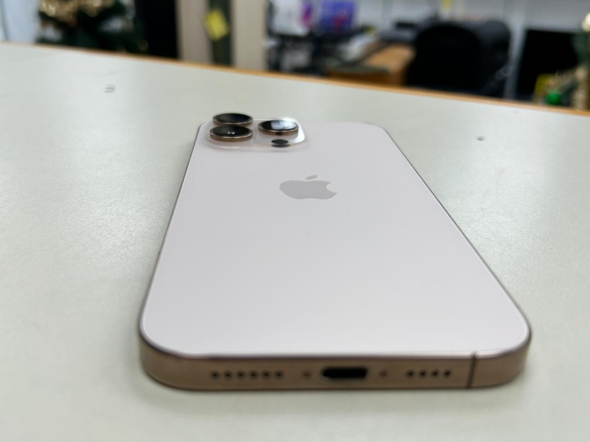 Смартфон Apple Iphone 16 Pro Max 256Gb