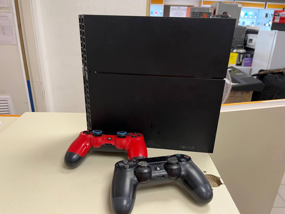 Игровая приставка PlayStation 4 FAT 500GB