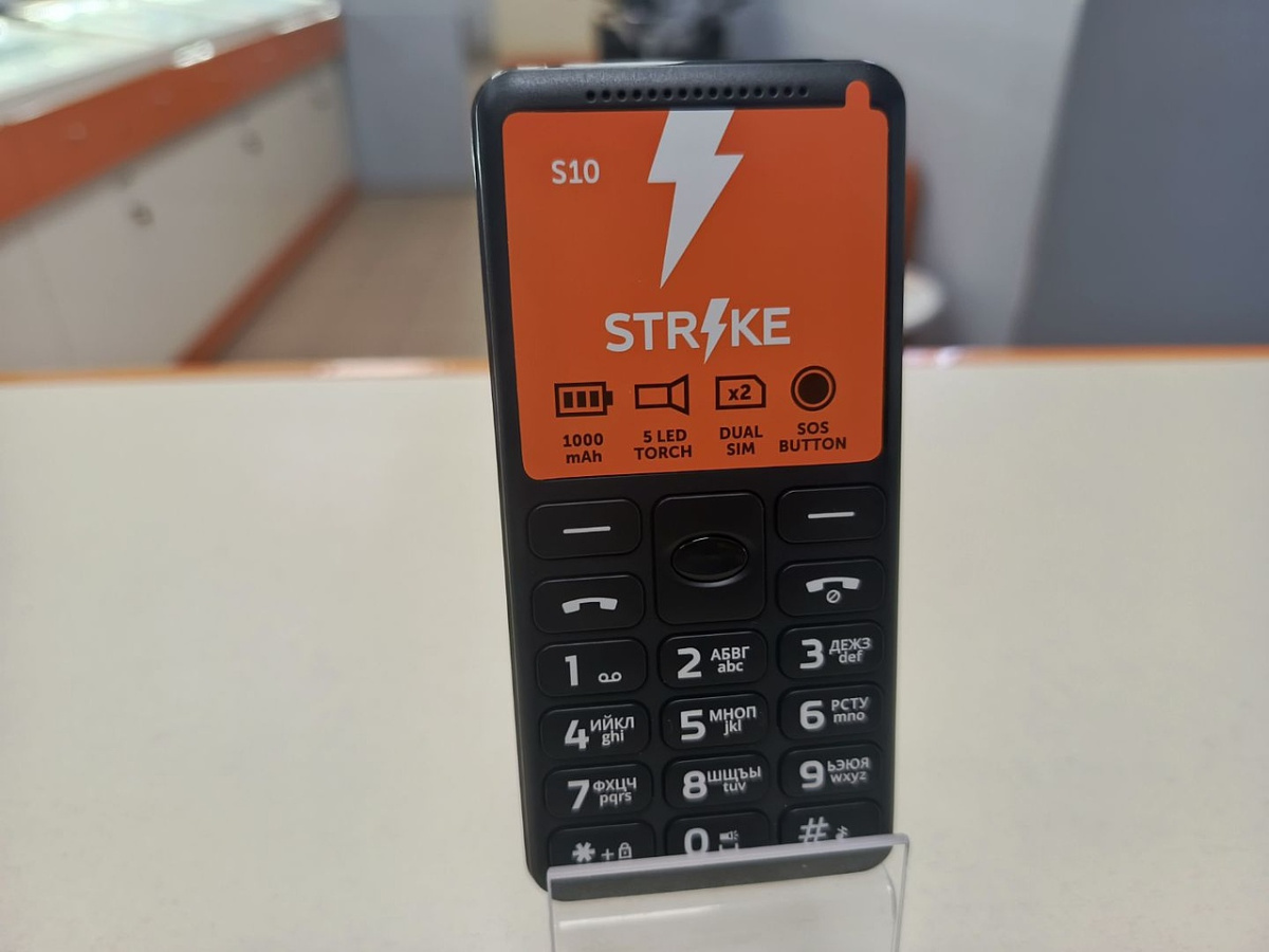 Мобильный телефон Strike S10