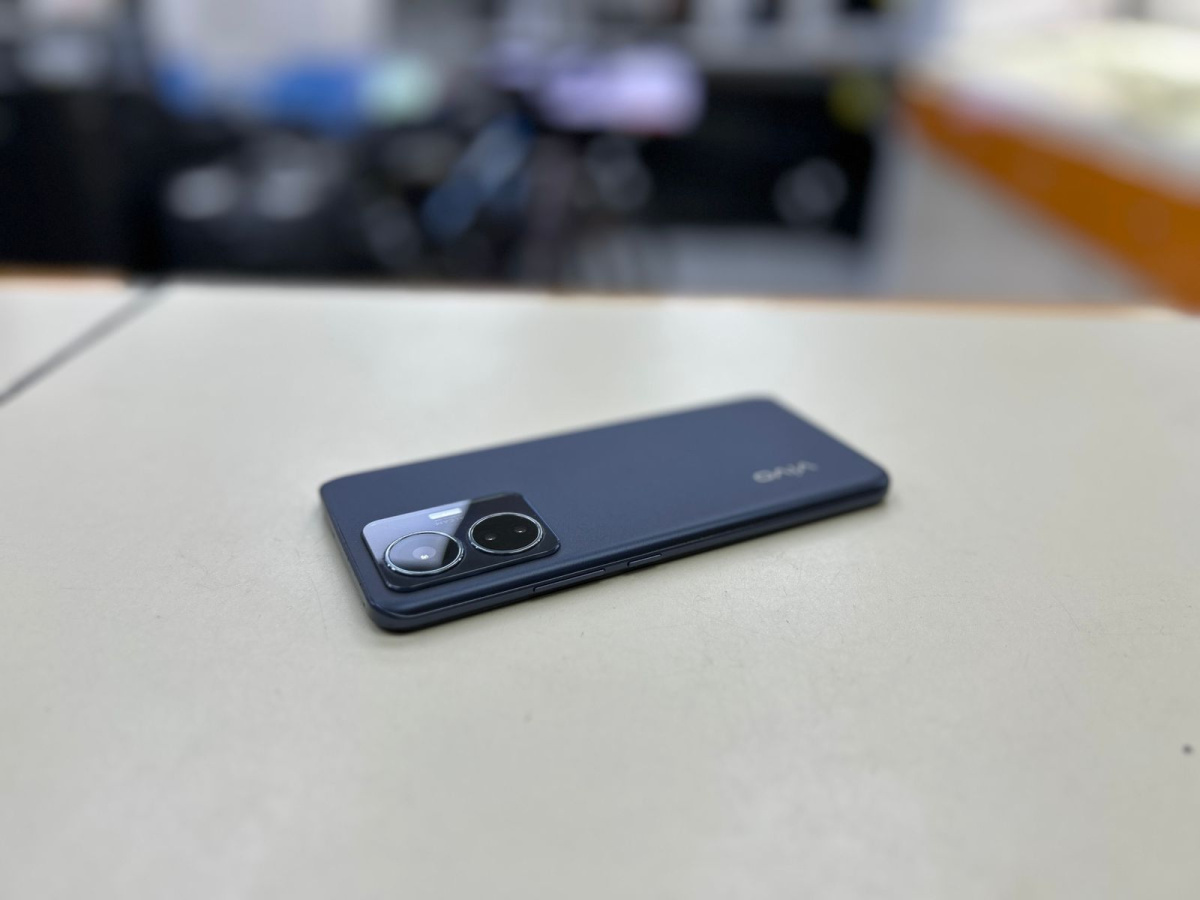 Смартфон Vivo T1 6/128