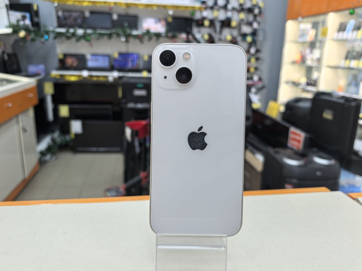 Смартфон Apple iPhone 13 128Gb