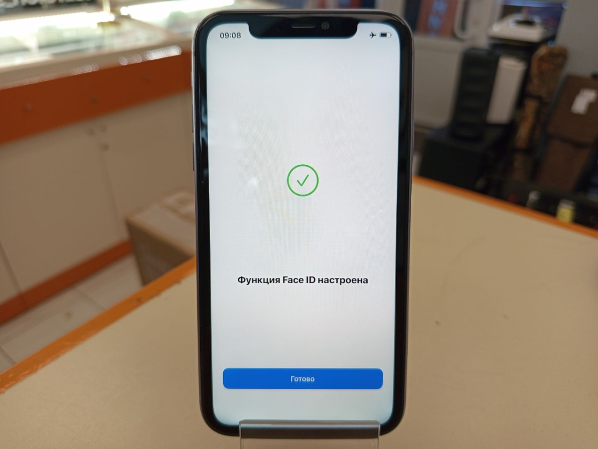 Смартфон Apple iPhone 11 64Gb