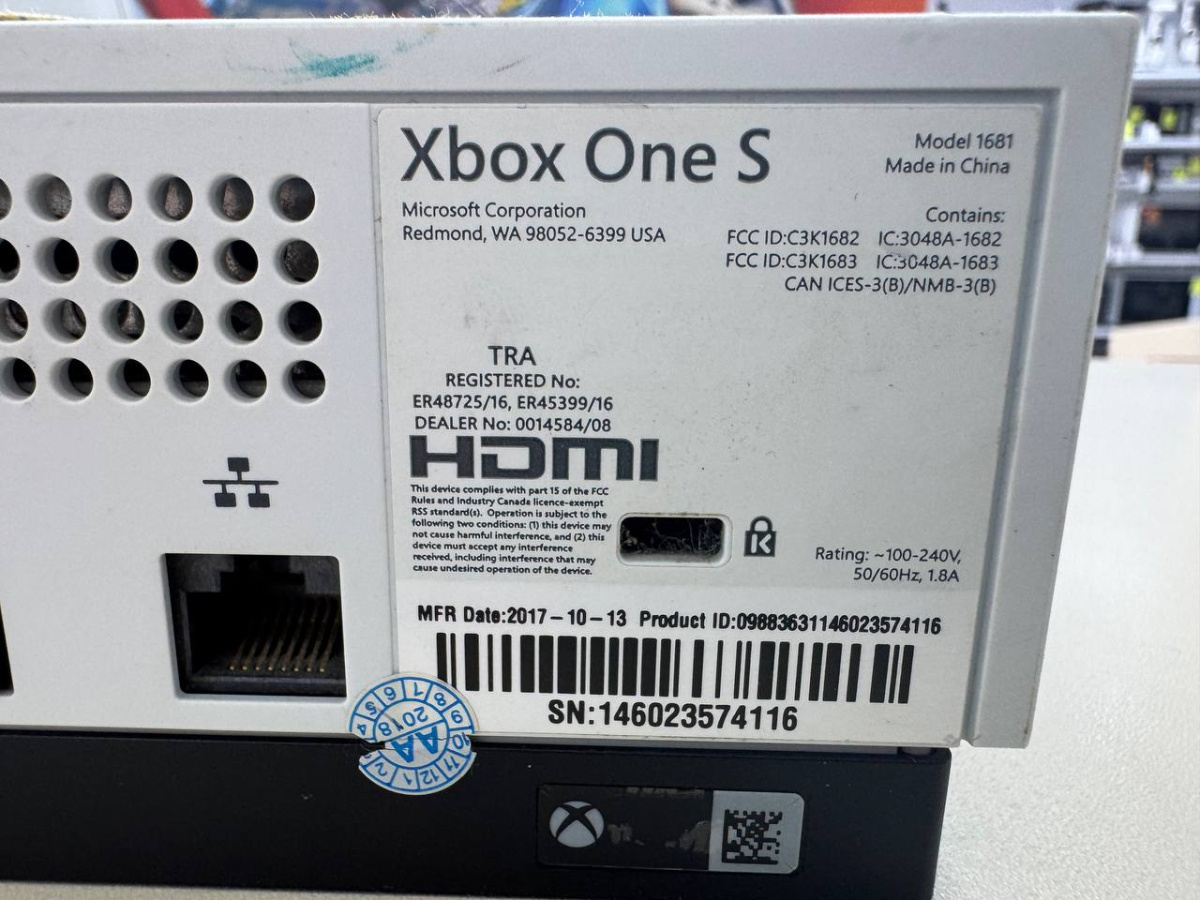 Игровая приставка Xbox One S 500Gb