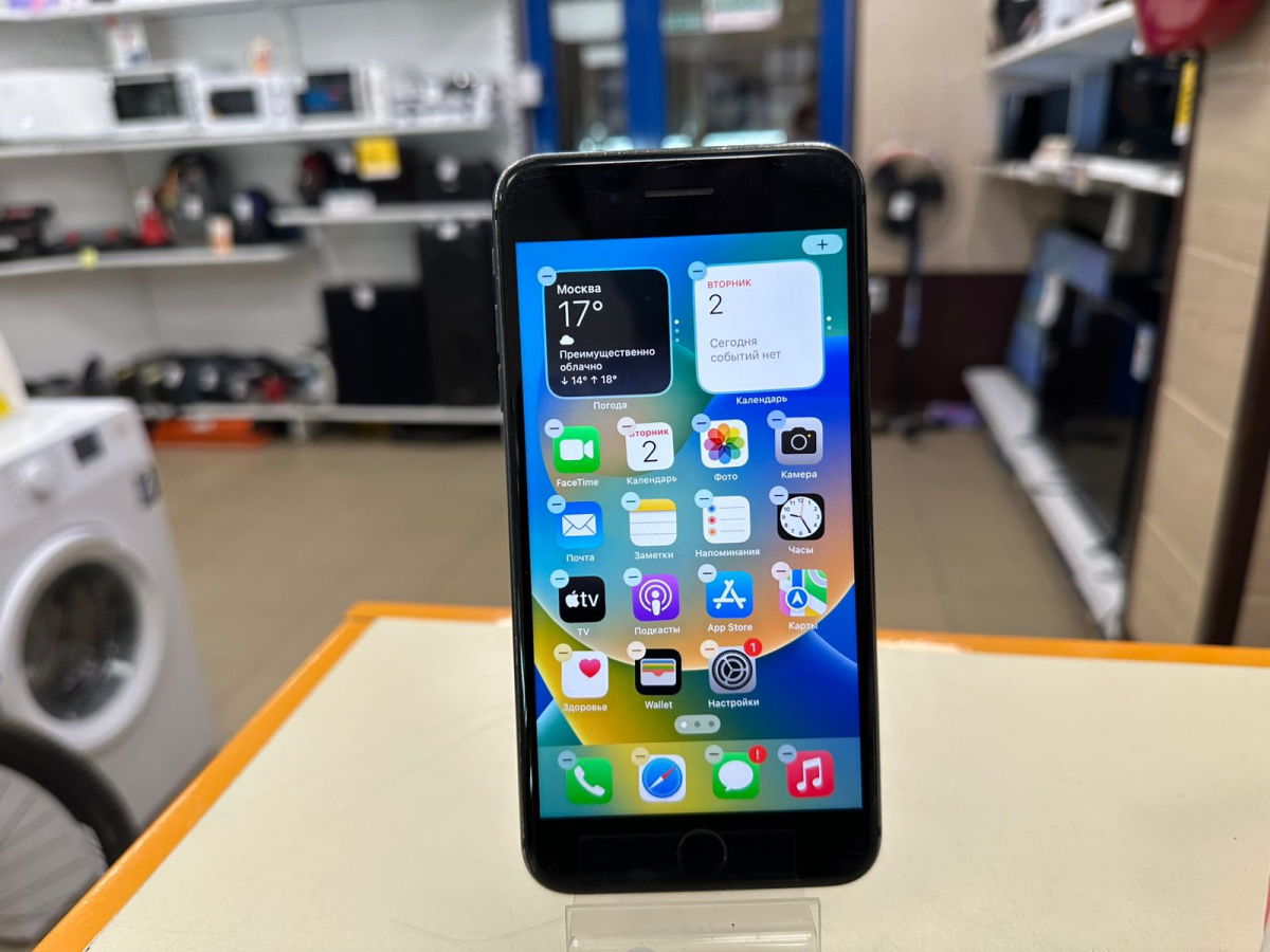 Смартфон Apple iPhone 8 Plus 64Gb