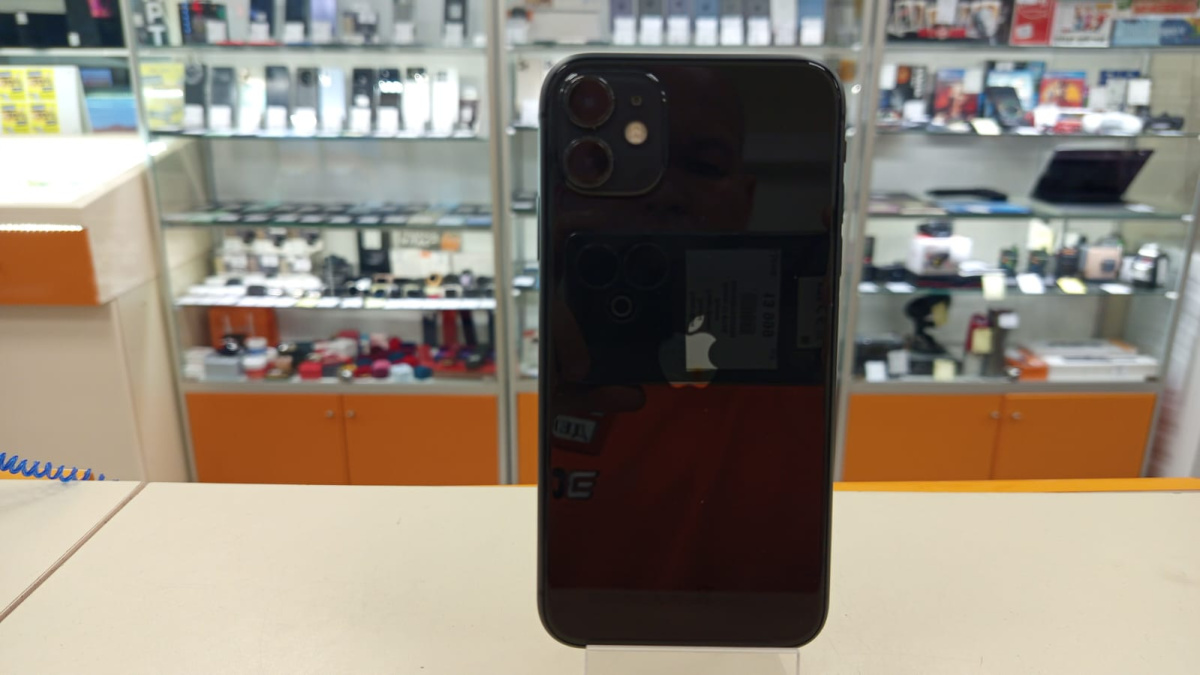 Смартфон Apple iPhone 11 64Gb