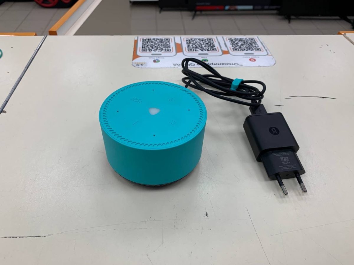 Умная колонка Яндекс Мини