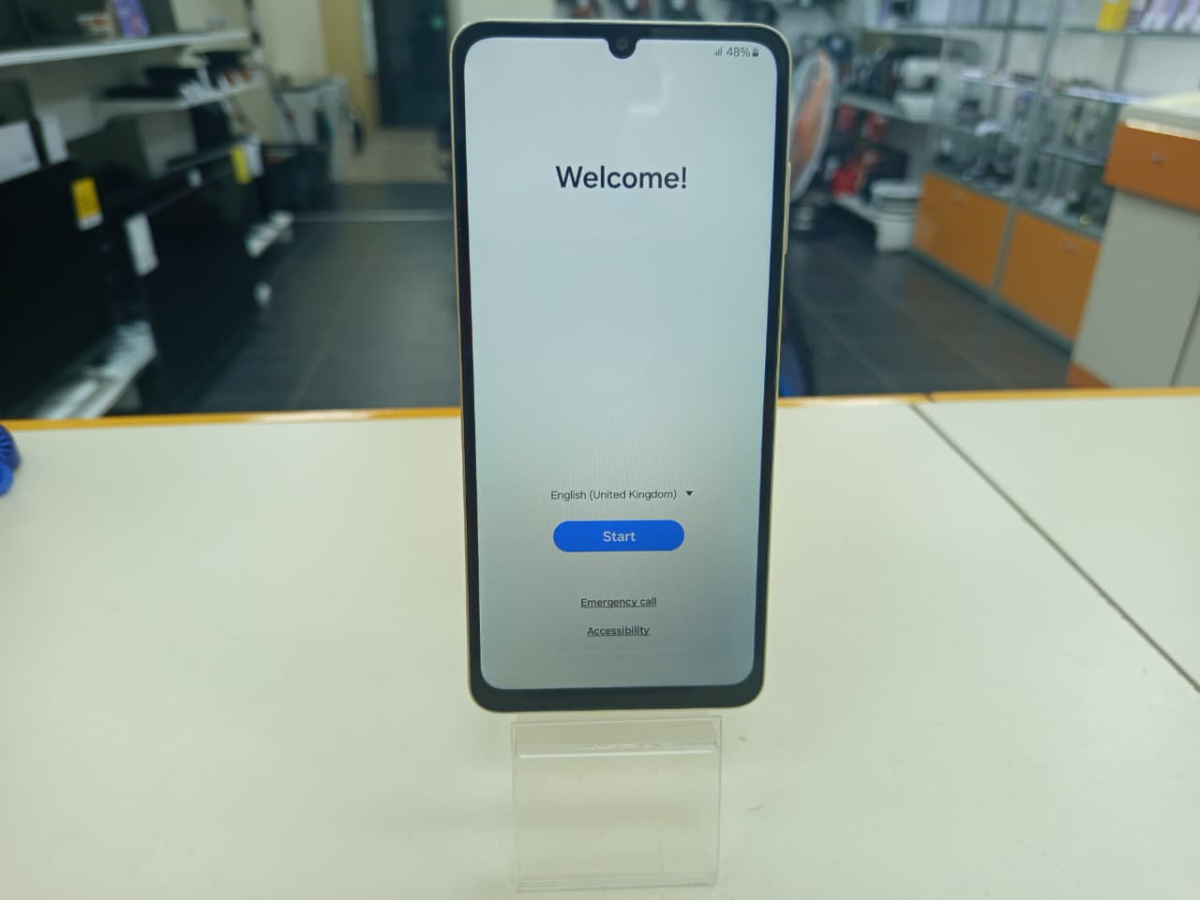 Смартфон Samsung Galaxy A06 4/64
