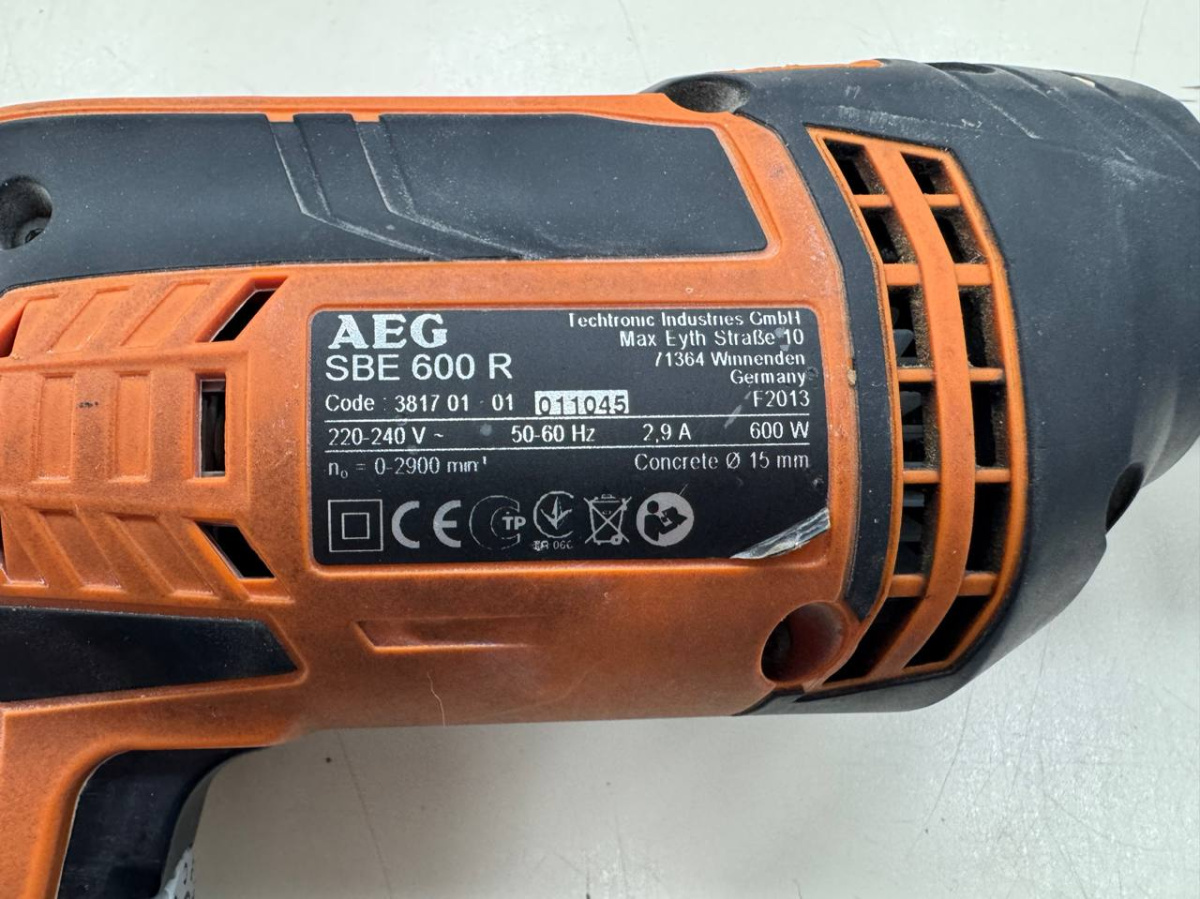 Дрель-ударная AEG SBE-600