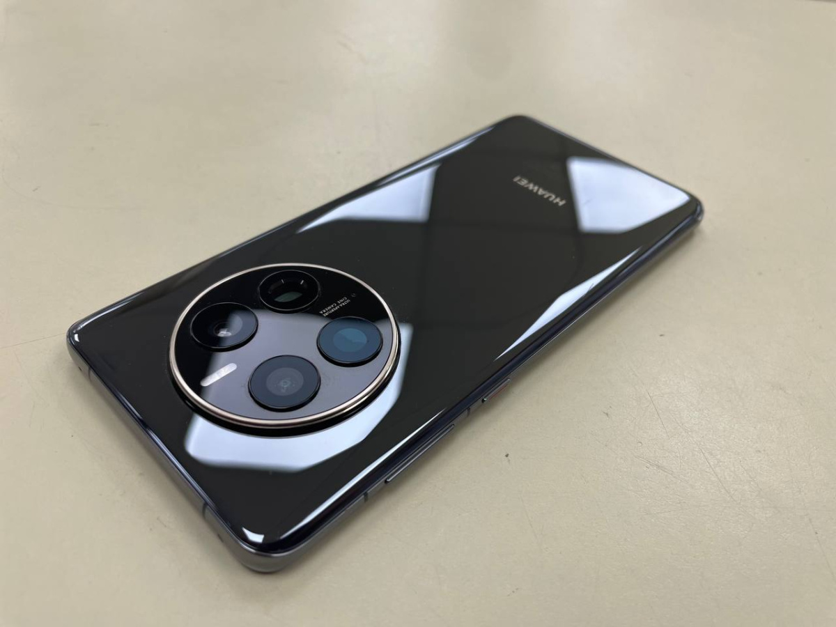 Смартфон Huawei Mate 50 Pro 8/256