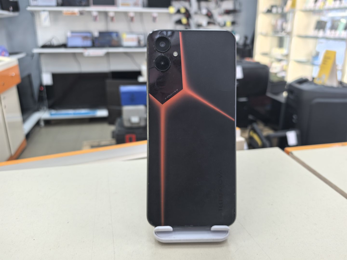 Смартфон Tecno Pova 4 8/128Gb