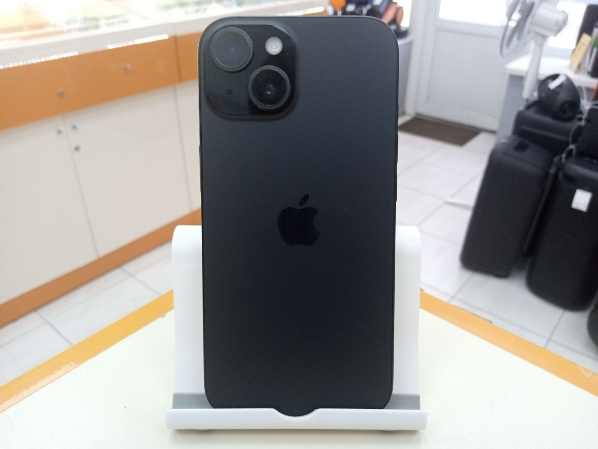 Смартфон Apple Iphone 15 128Gb