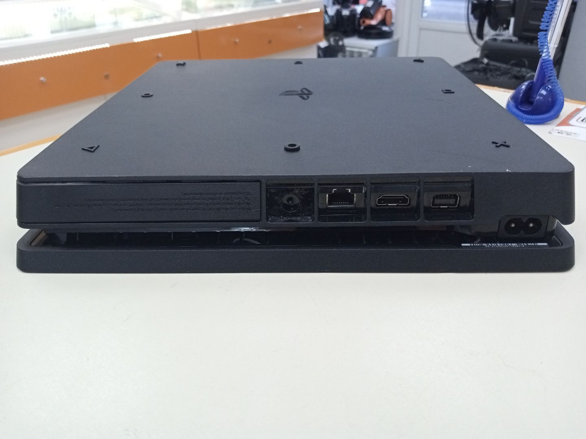 Игровая приставка PlayStation 4 Slim 1Tb