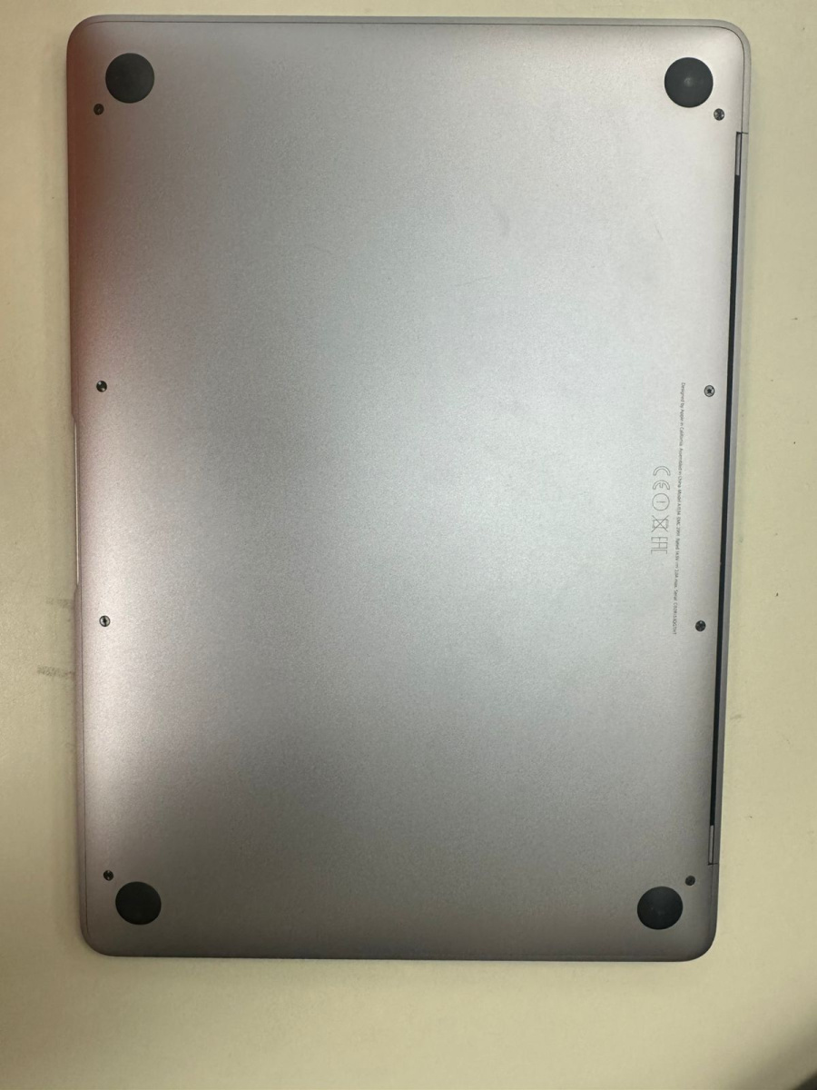 Ноутбук Apple A1534 2015год; Core m3-6Y30, HD Graphics, 8 Гб, 256 Гб, Нет