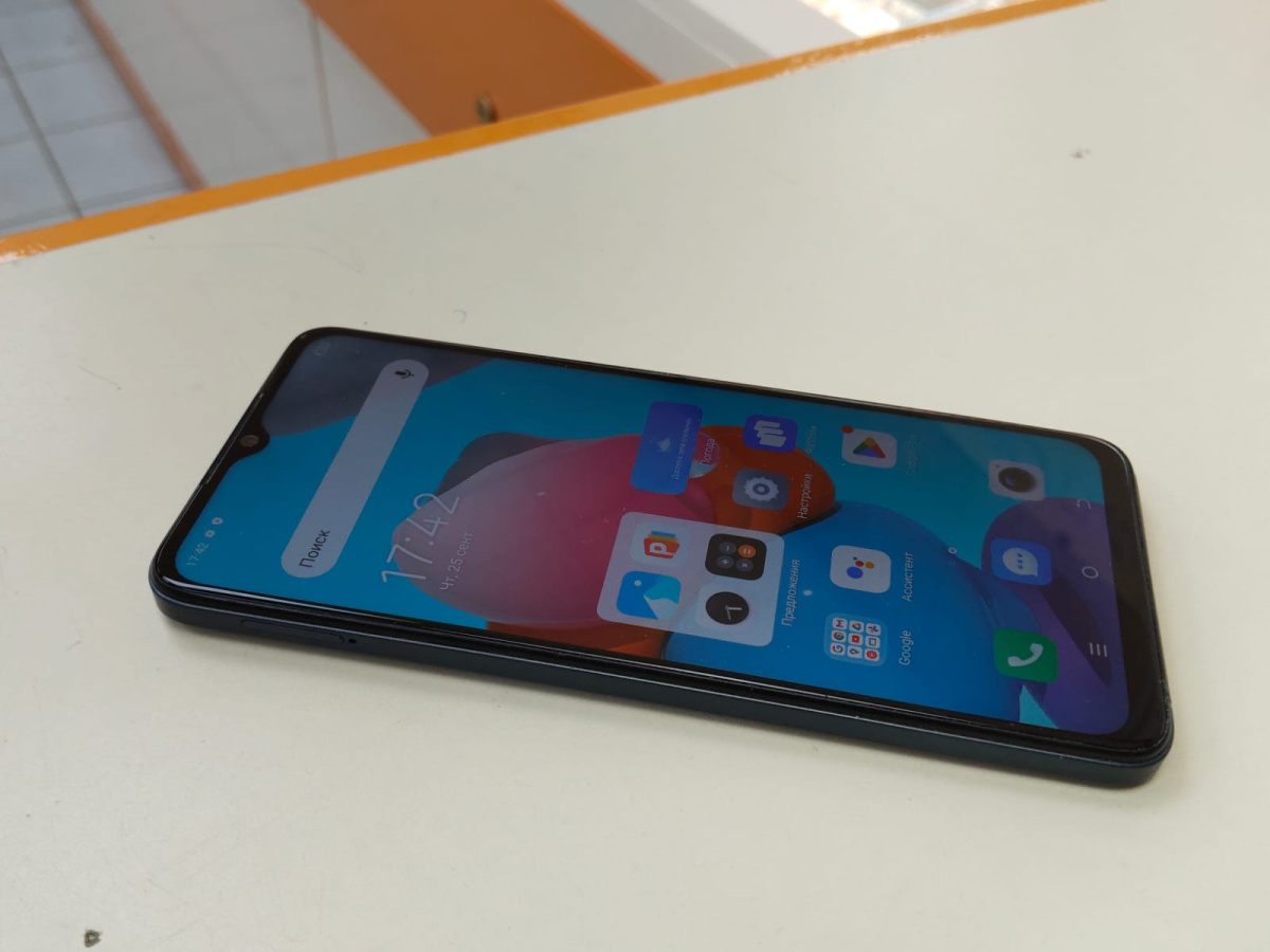Смартфон Tecno Spark Go 2023 3/64