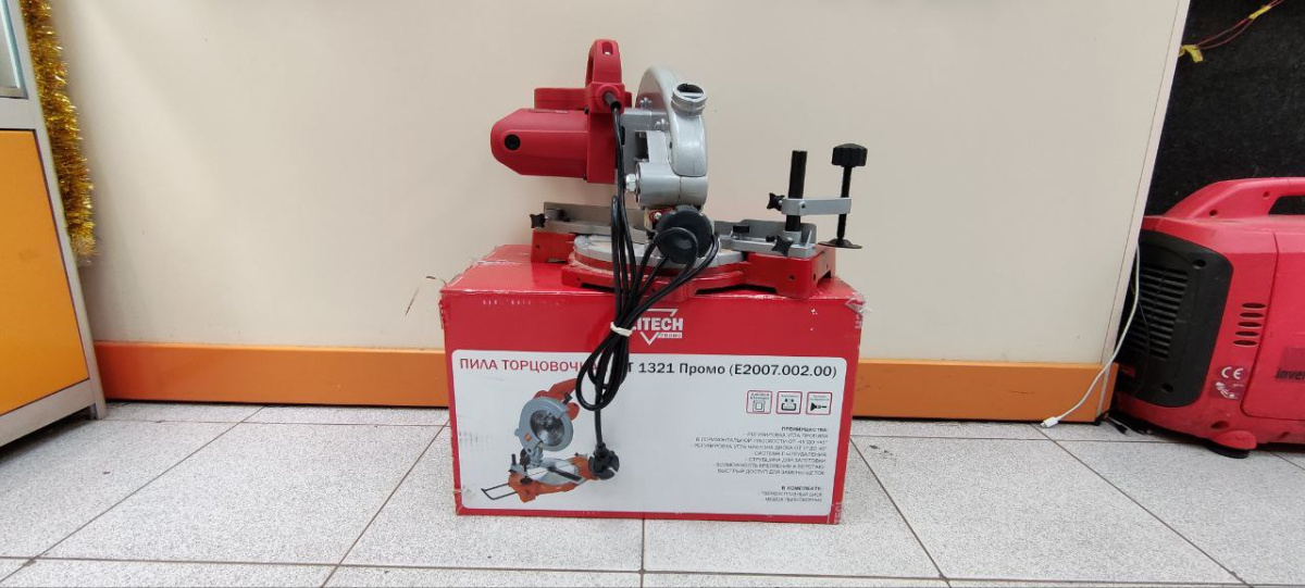 Торцовочная пила Elitech ПТ 1321