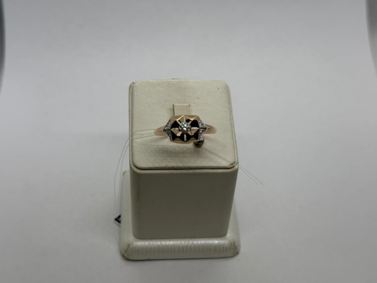 КОЛЬЦО С КАМНЯМИ (Au 585)