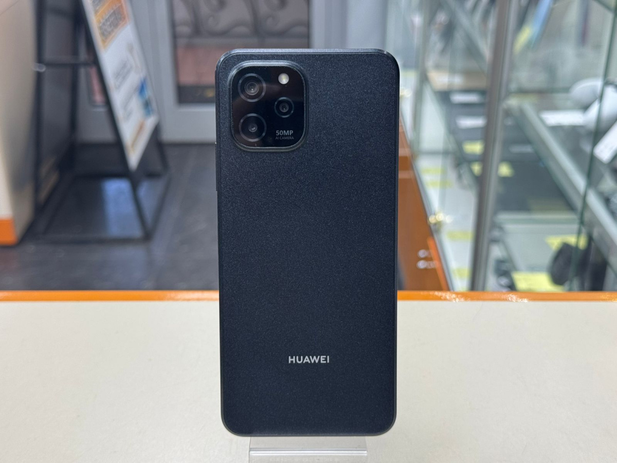Смартфон Huawei Nova Y61 4/128