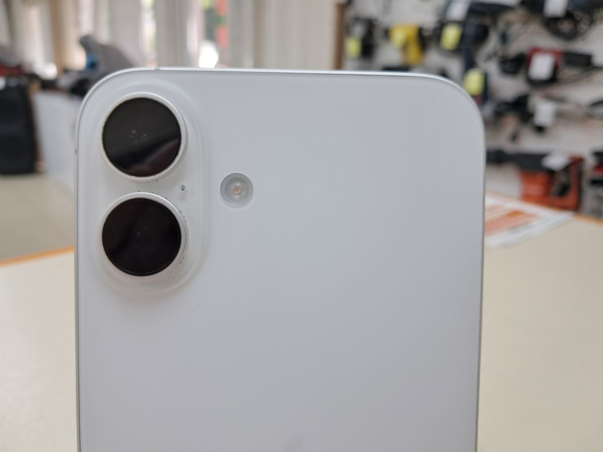 Смартфон Apple Iphone 16 Plus 128Gb