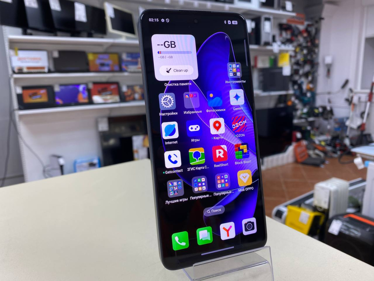 Смартфон Oppo Reno 13F 8/256