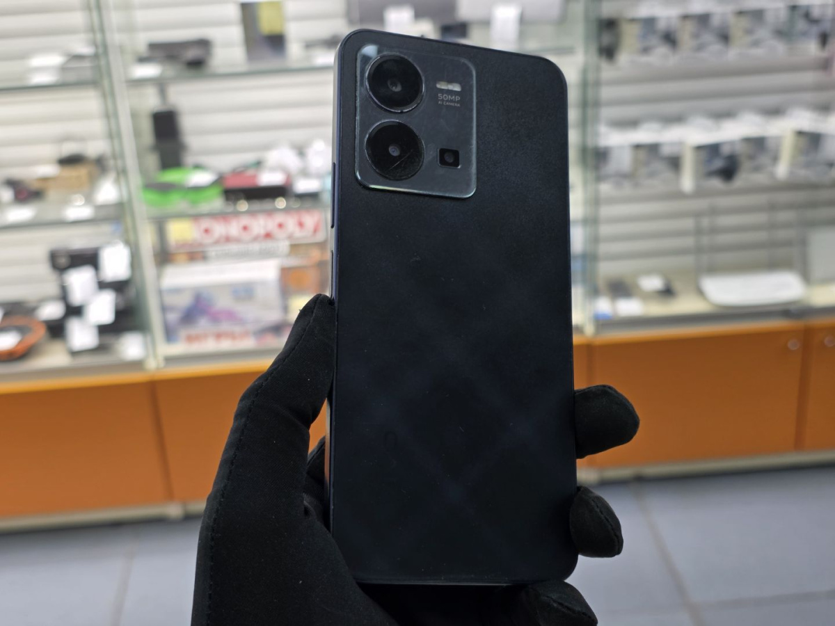 Смартфон Vivo Y35 4/128