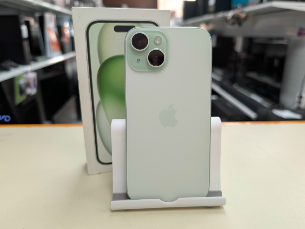 Смартфон Apple Iphone 15 128Gb