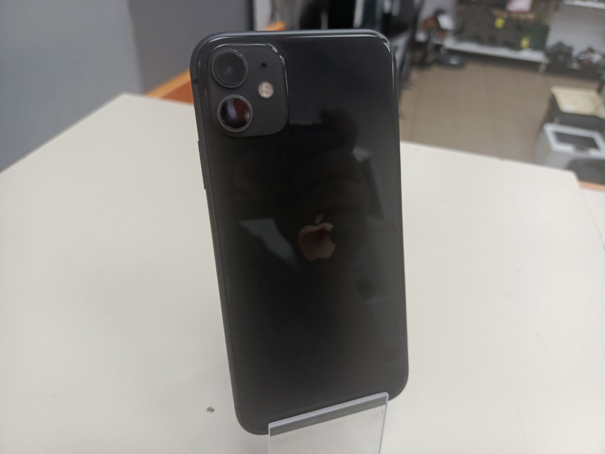 Смартфон Apple iPhone 11 64Gb