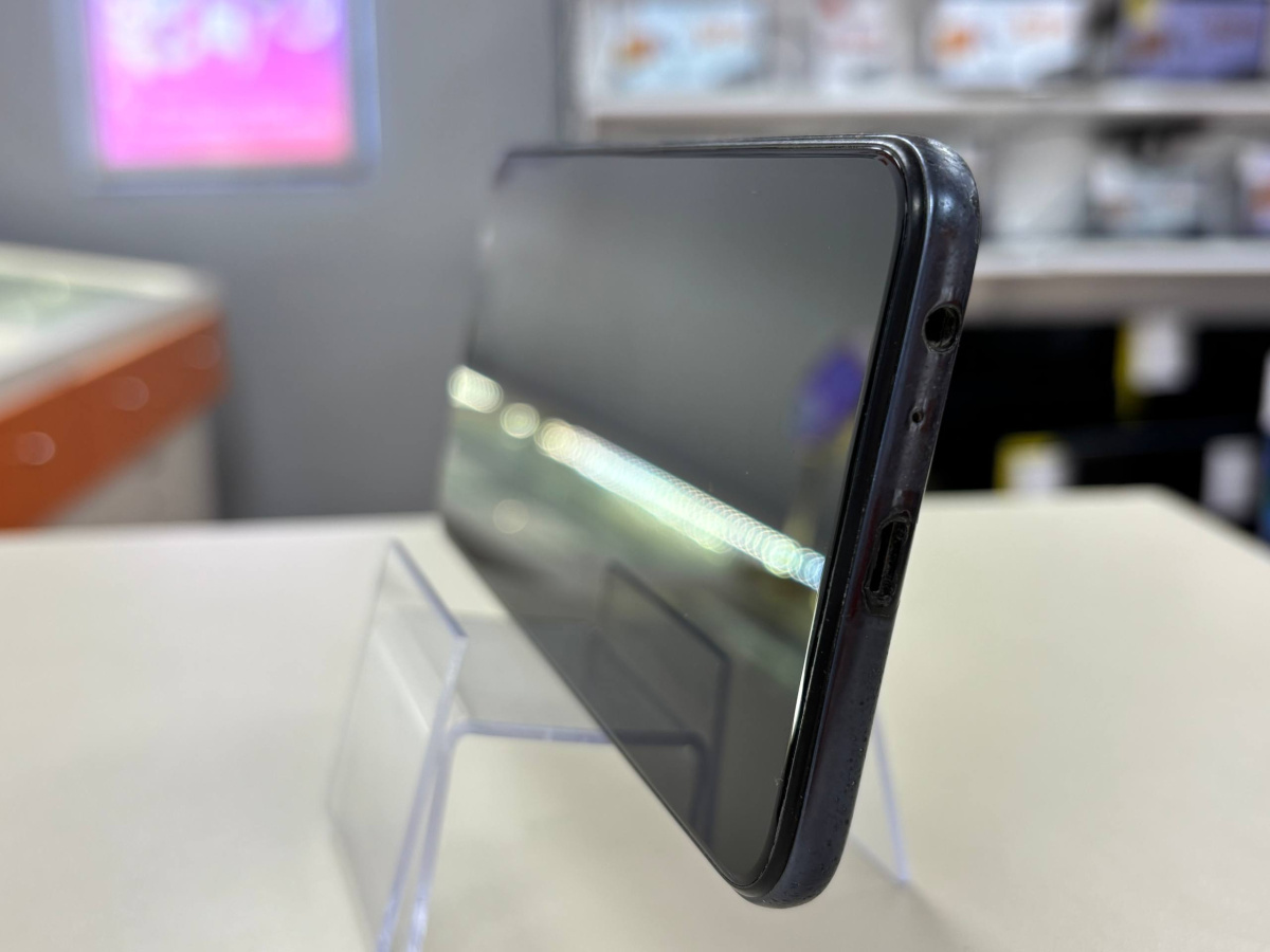 Смартфон Samsung Galaxy J6 Plus 3/32