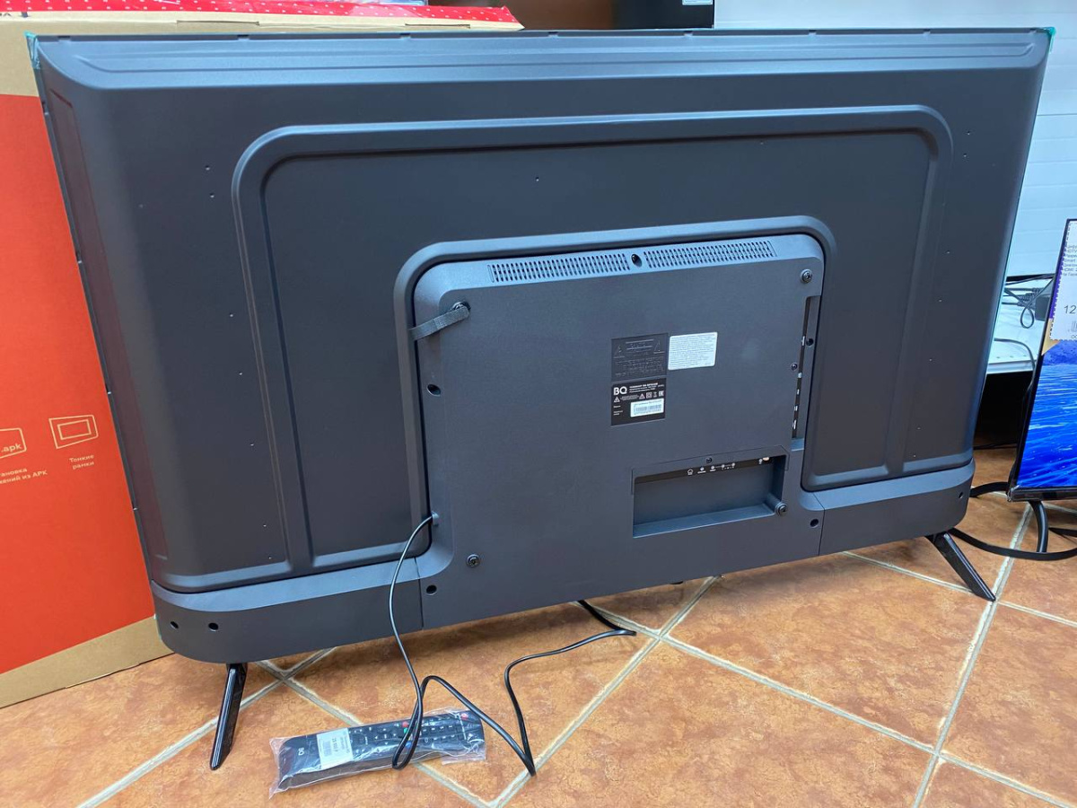 LED Телевизор BQ 50FSU42B