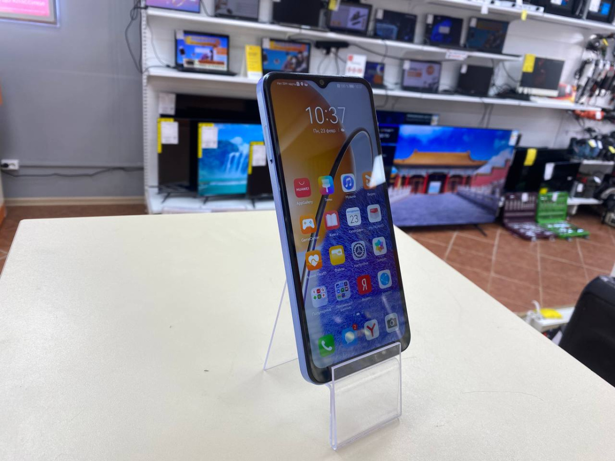 Смартфон Huawei Nova Y61 4/128