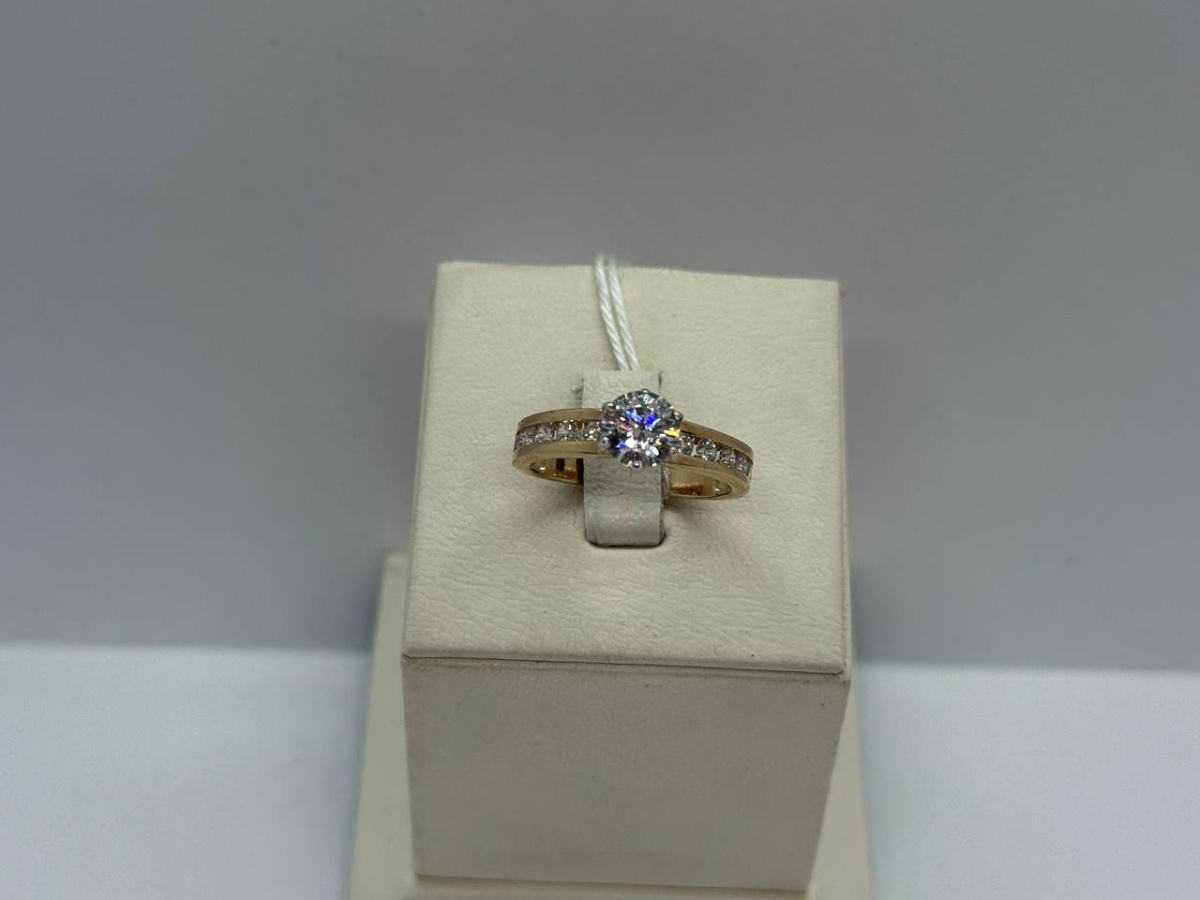 КОЛКМИ585 КОЛЬЦО С КАМНЯМИ (Au 585)
