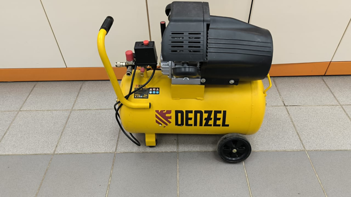 Компрессор Denzel DCV 1800/50