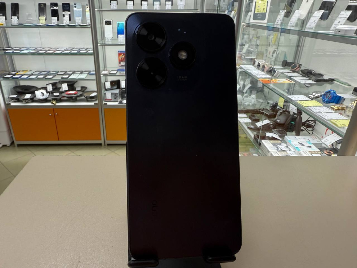 Смартфон Tecno Spark Go 2024 4/64