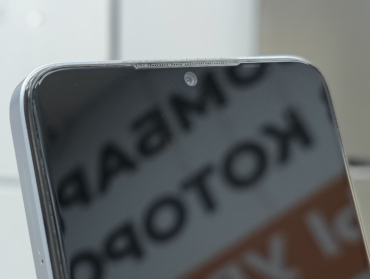Смартфон Infinix HOT 30i 8/128